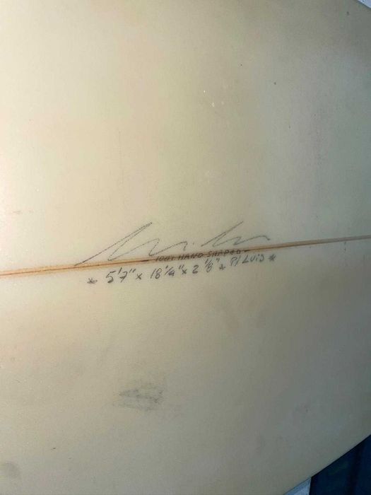 Prancha Epoxy c/ stringer 5'7 MSD