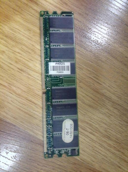 Опeративка hunix 630 A DDR 512 MB