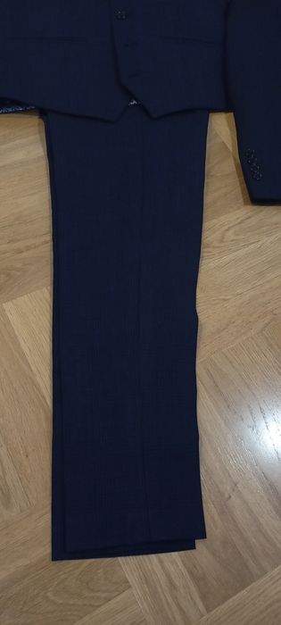 Męski garnitur rozm 38  pas 84 cm