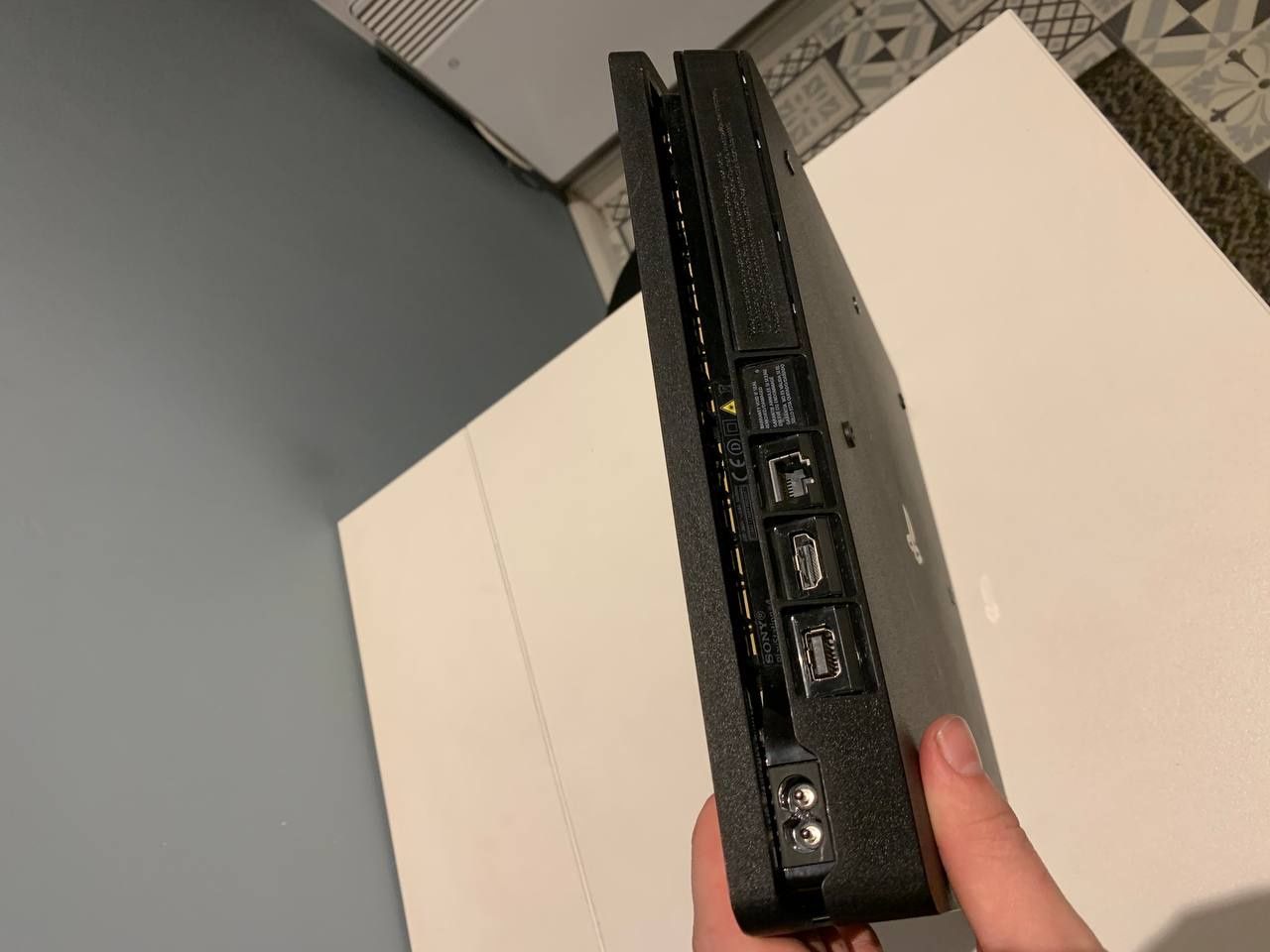 Sony PlayStation 4