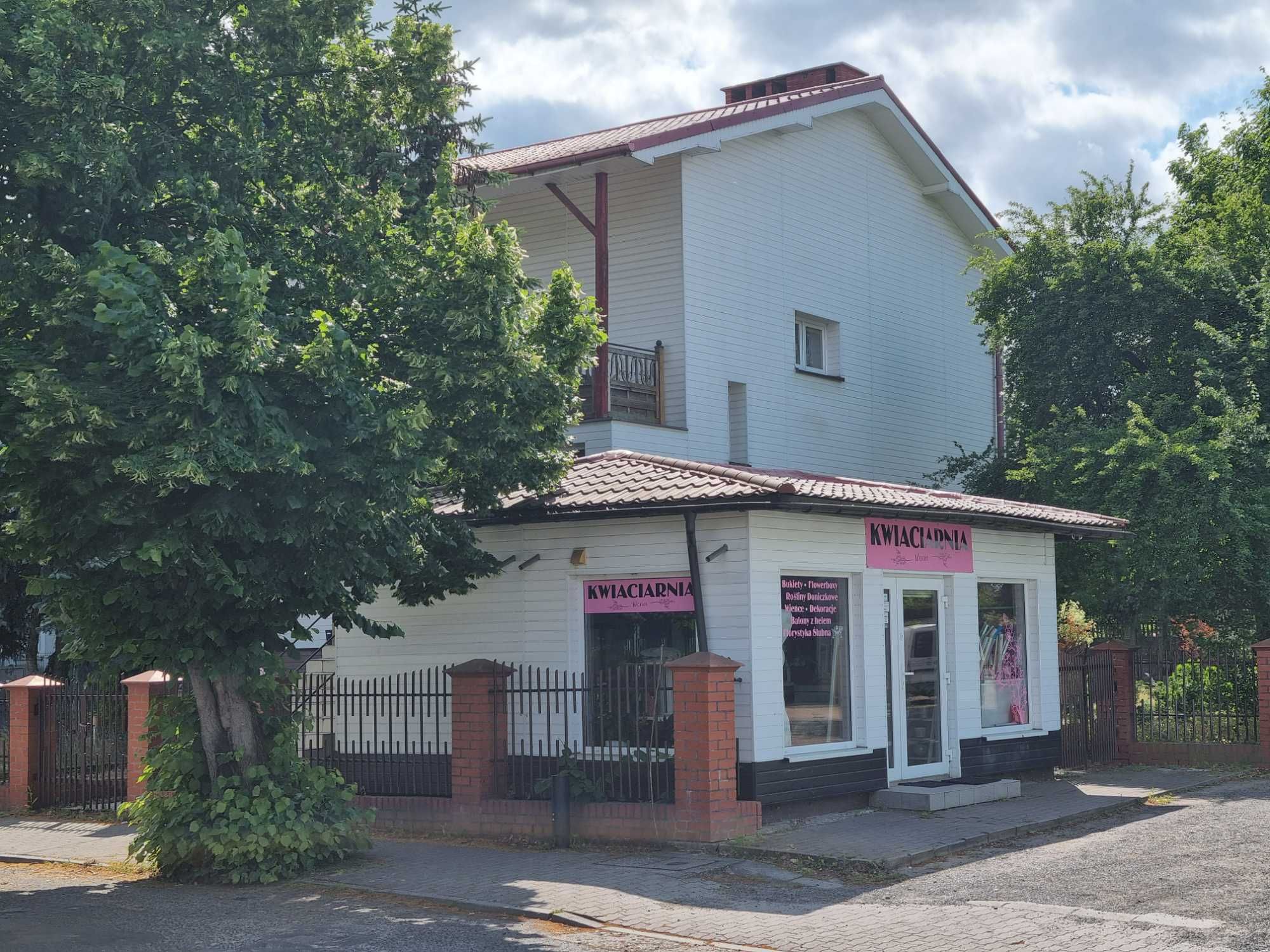 Dom jednorodzinny z aktywnym dochodem