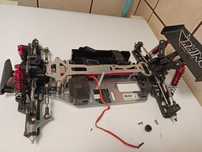 Podwozie  modelu RC  reely rhino 1:10