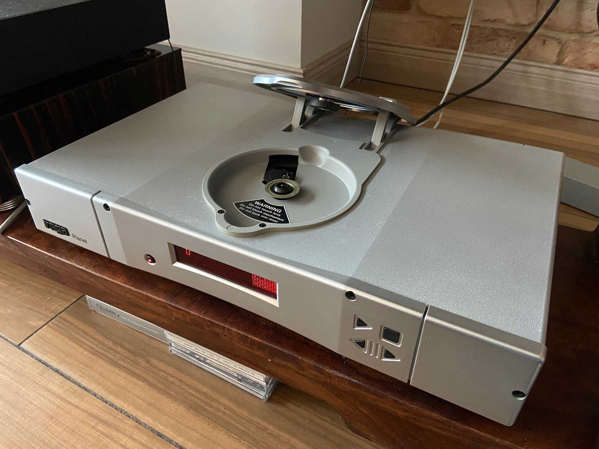 Rega Planet 2000 cd player /odtwarzacz płyt kompaktowych TOP LOAD'er
