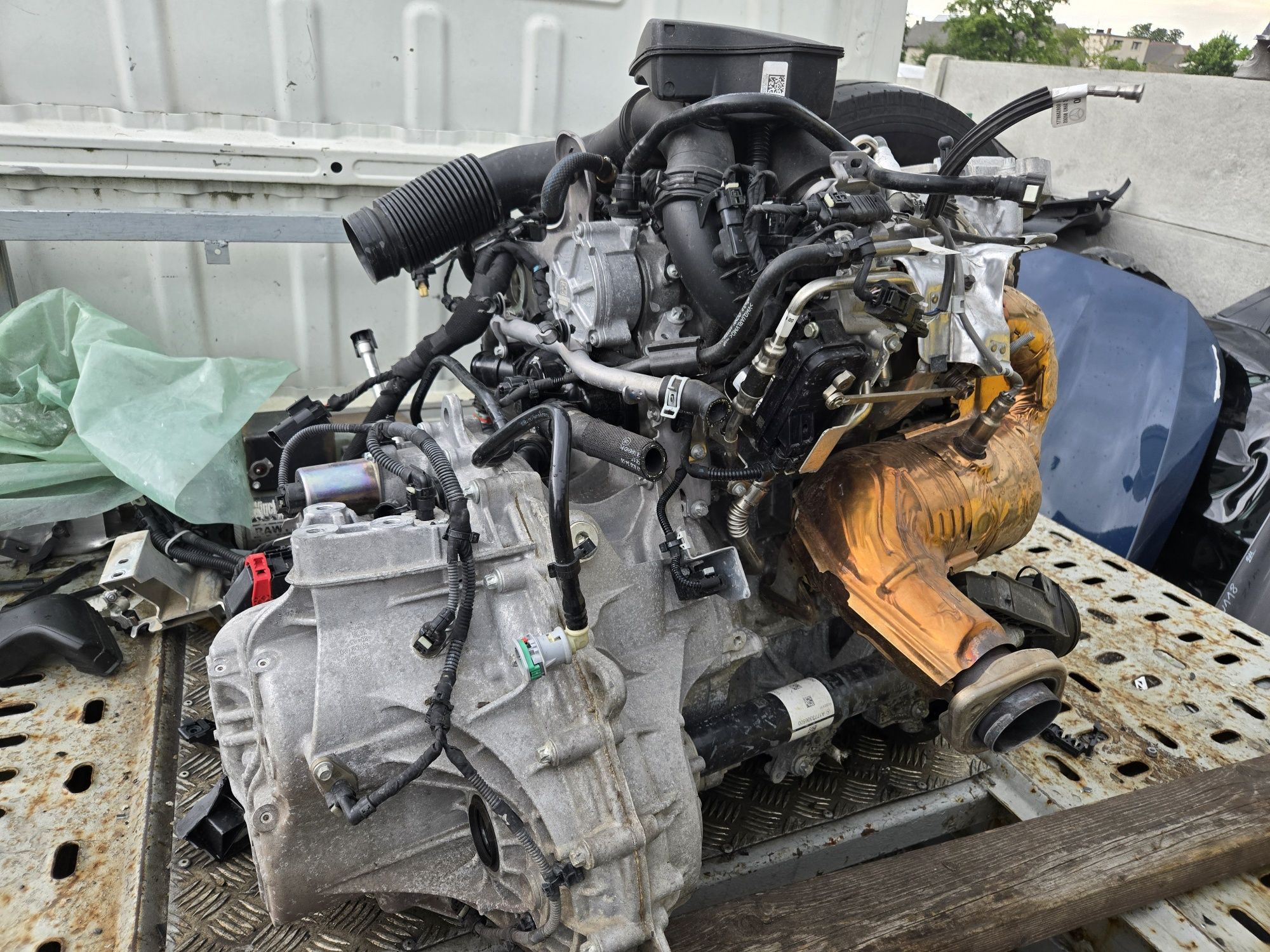 Silnik że skrzynią mercedes cla 118 1.3  282914