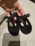 Buty dla dziewczynki baleriny rozmiar 24/25 czarne
Rozmiar 24/25
Wklad