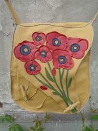 Artystyczna torebka skórzana z makami. Handmade