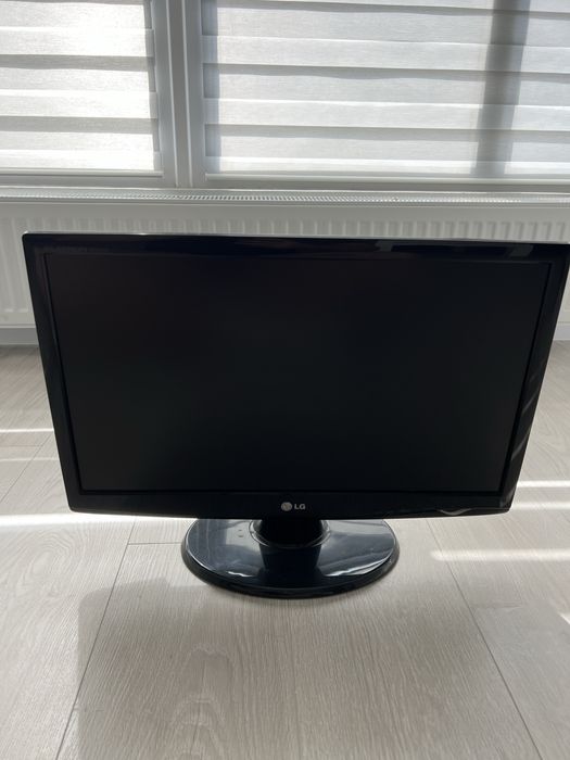 Монітор LG Flatron