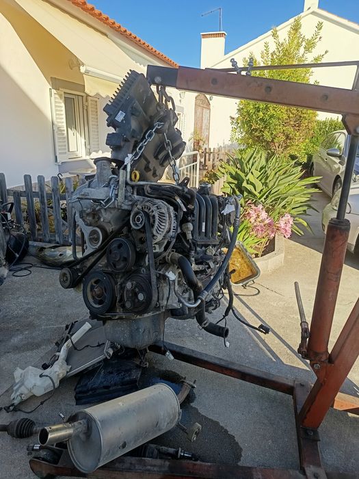 Motor e caixa Mazda 2