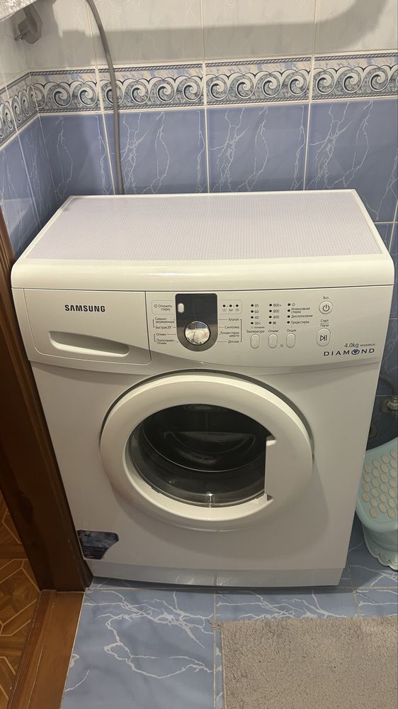 Стиральная машина Samsung wf0408n2n