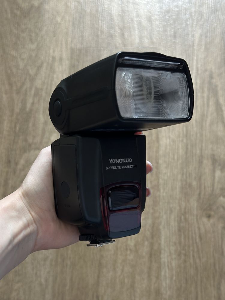 Lampa błyskowa Yongnuo YN565EX III