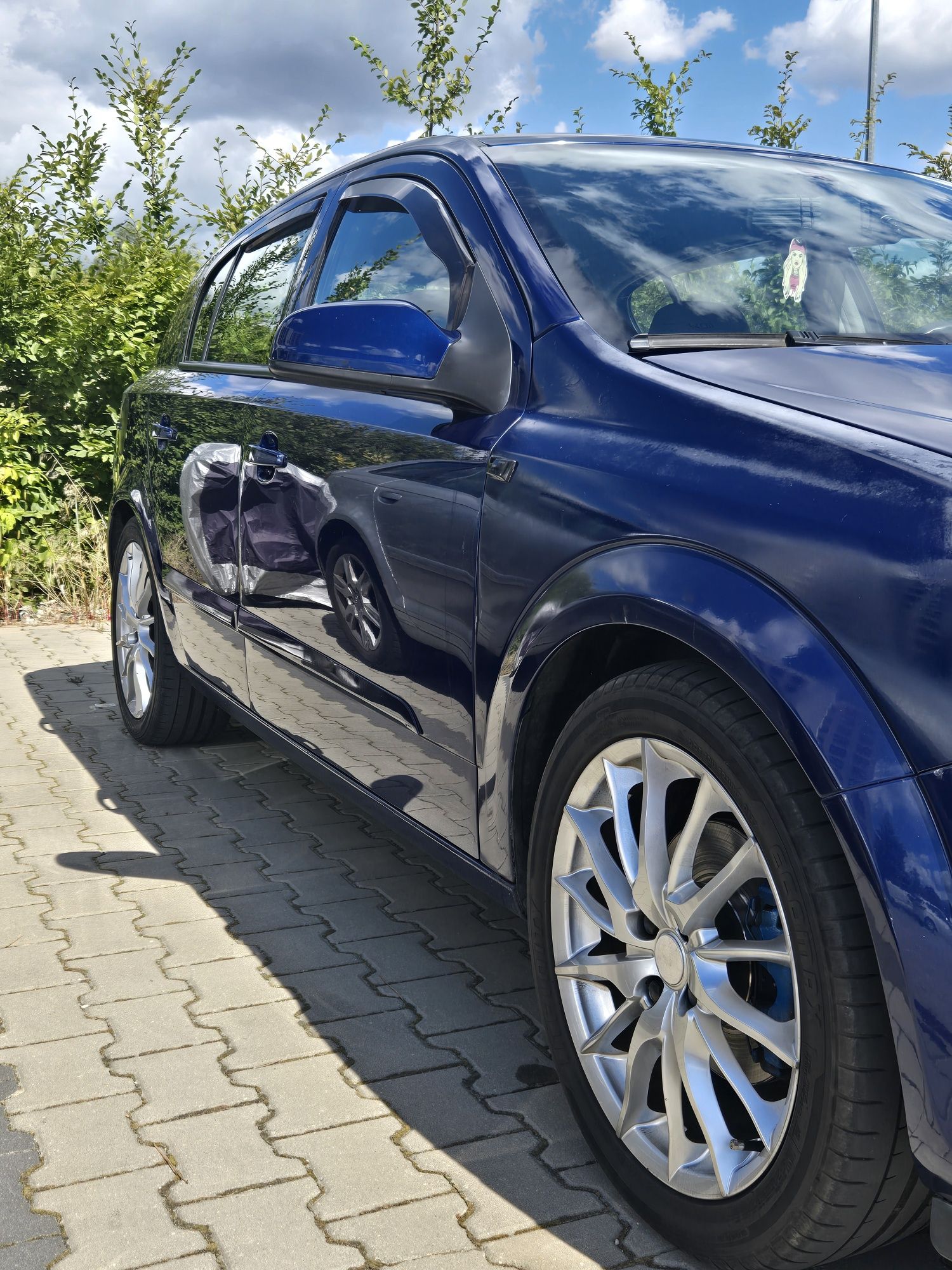 Opel Astra H 1.6 Benzyna • 2004 • 270 tys. km • 4500 zł