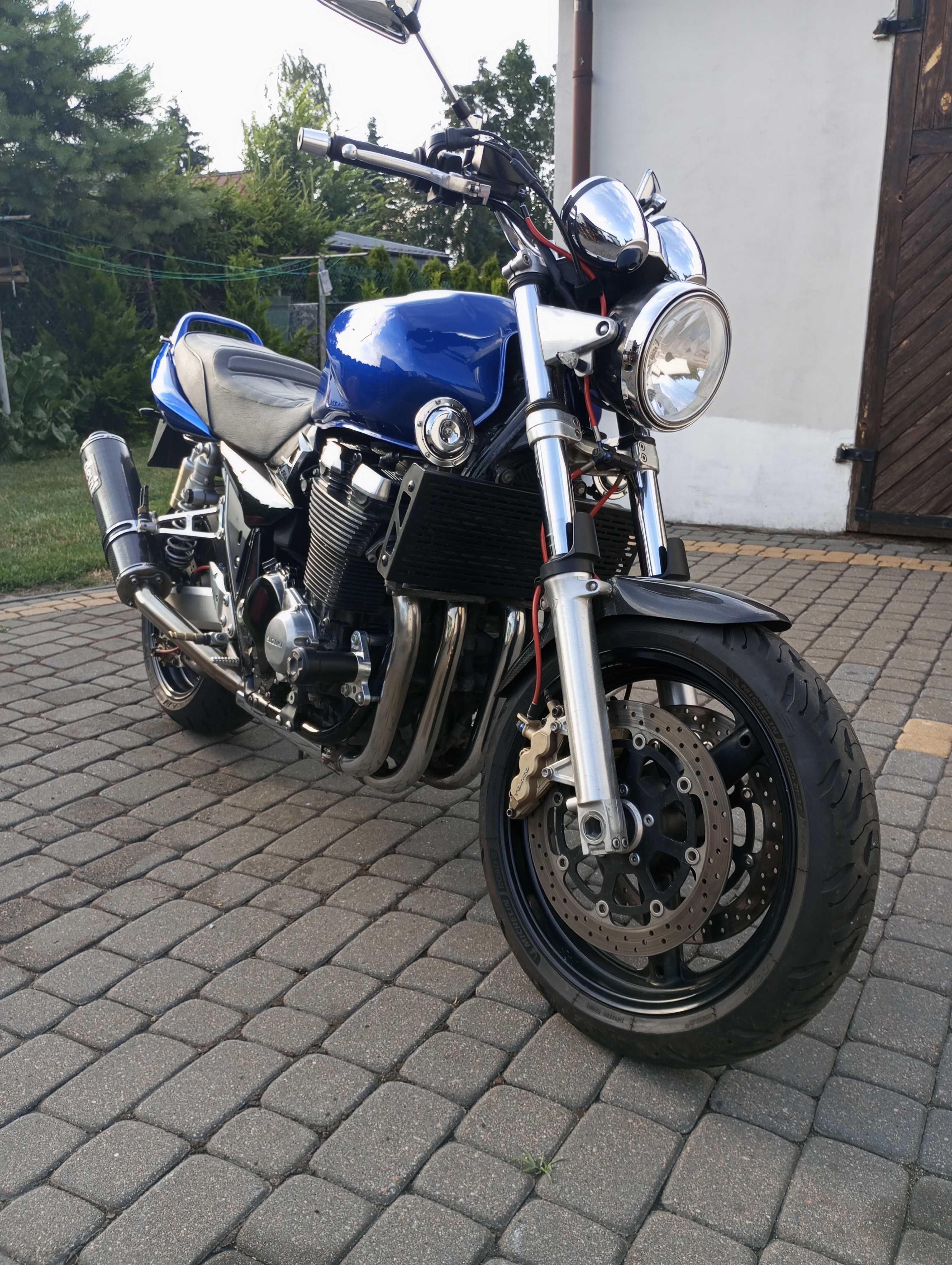 Suzuki GSX 1400 ciuchcia