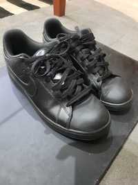 Nike Air Force Originais em Pele