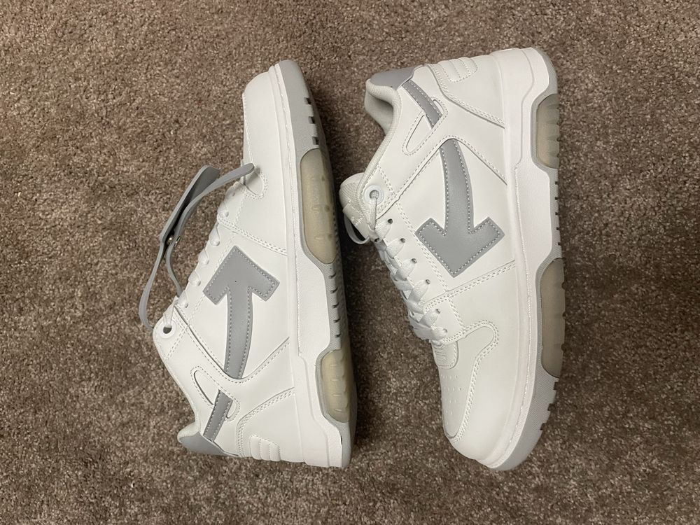 Sapatilha off white