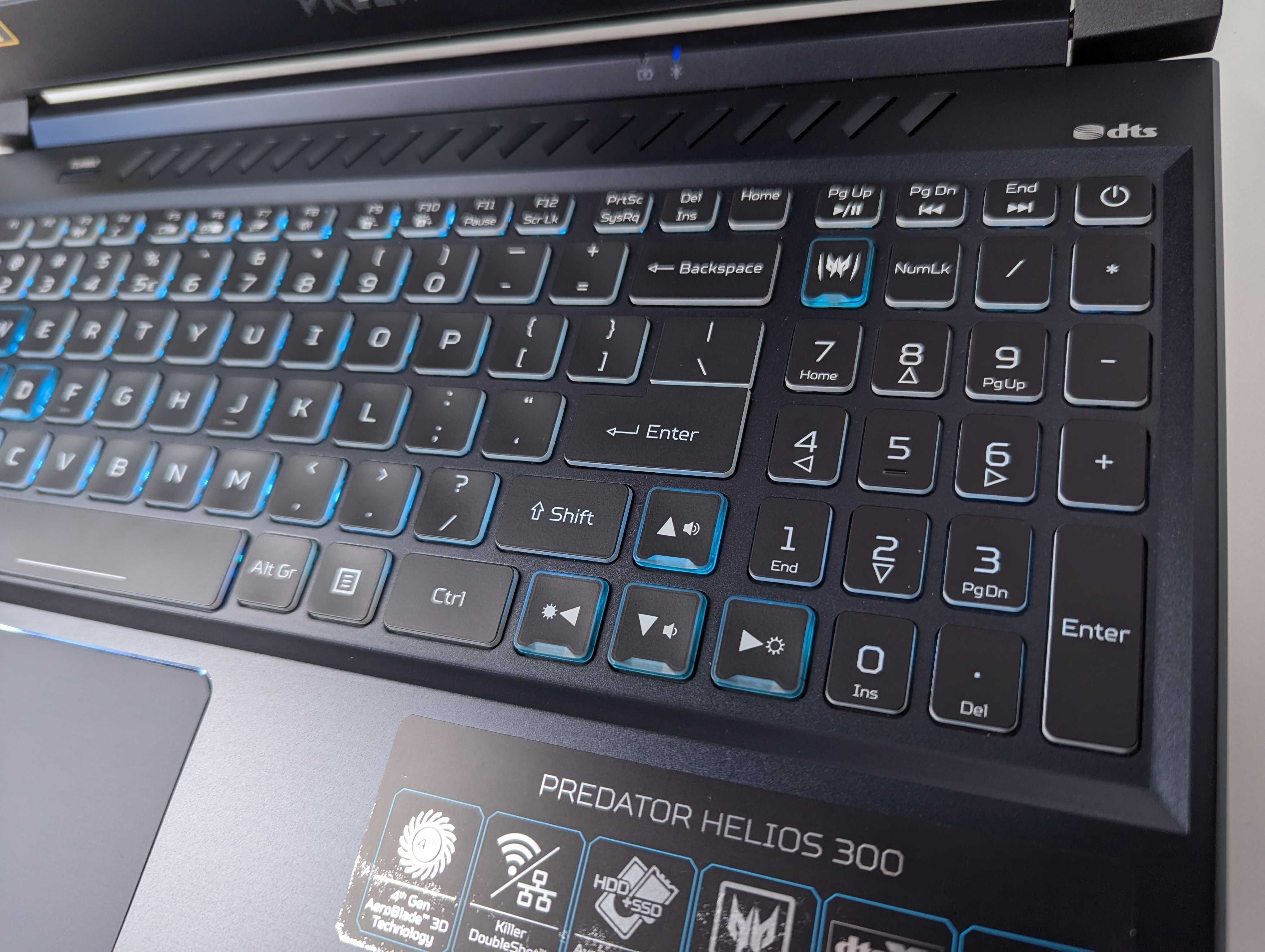 LAPTOP GAMINGOWY Acer Predator RTX 3050 Ti Intel I5-11400H 144 hz