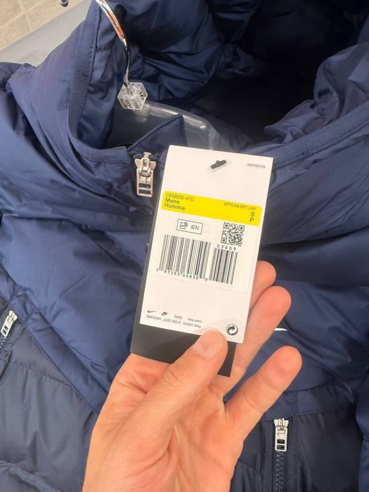 Пуховик чоловічий Nike Stormfit