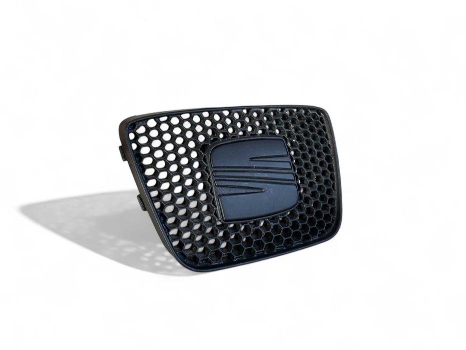 Grelhas Frontais Seat Ibiza 6K2 – Conjunto (3 Peças) | Impressão 3D