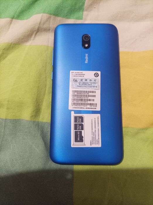 Продам мобільний телефон  Redmi 8A