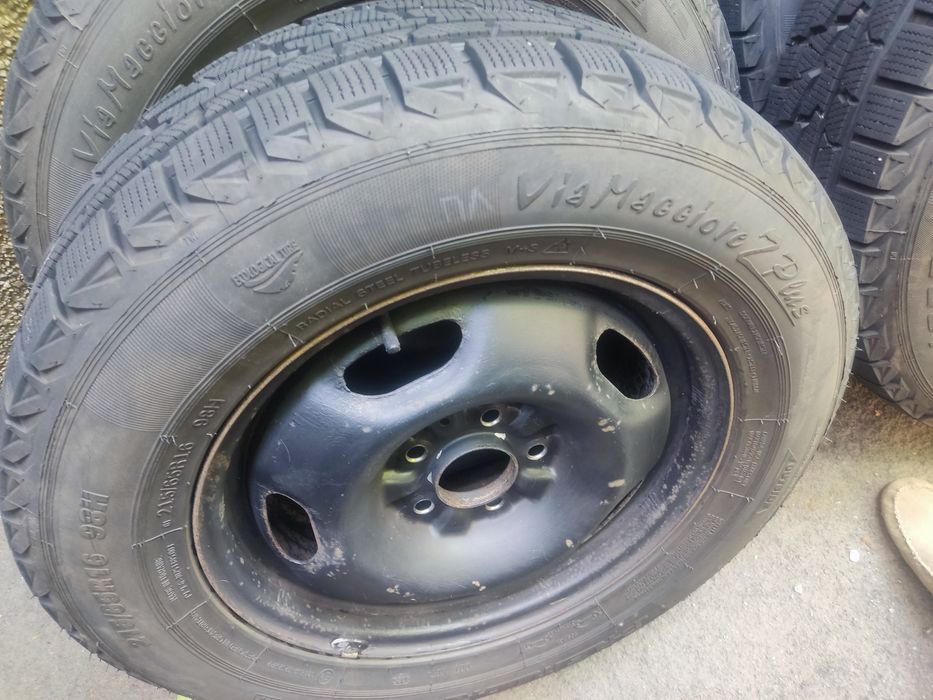 Комплект зимових коліс 215/65/R16,40 неділя 2023р. на Mitsubishi