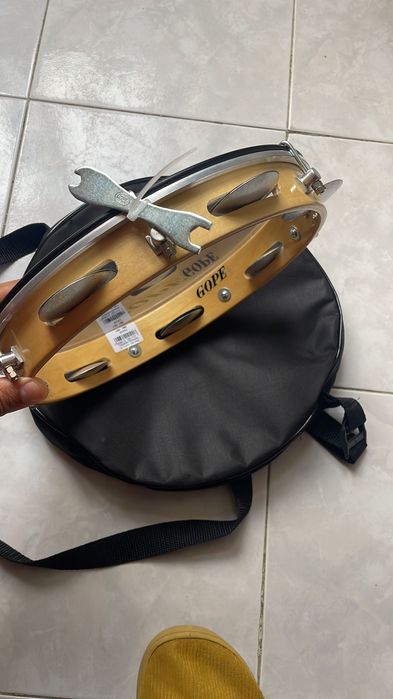 Pandeiro Gope 11” novo (com capa)