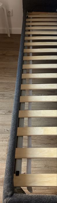 Cama  casal 140x 200