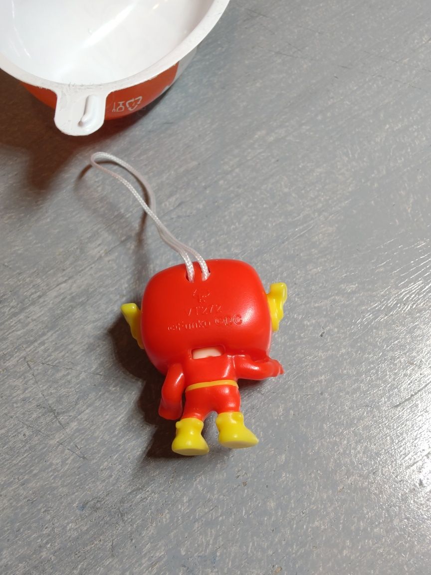 DC Super Heroes Kinder Joy Funko Pop Flash