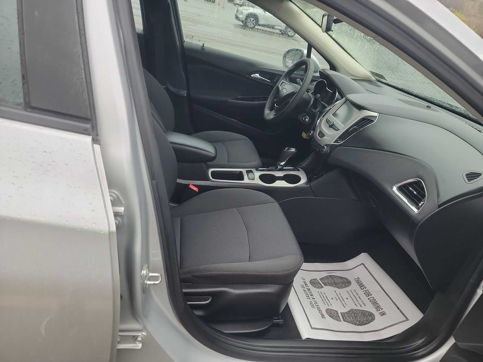 2018 Chevrolet Cruze LS Sedan 1SB