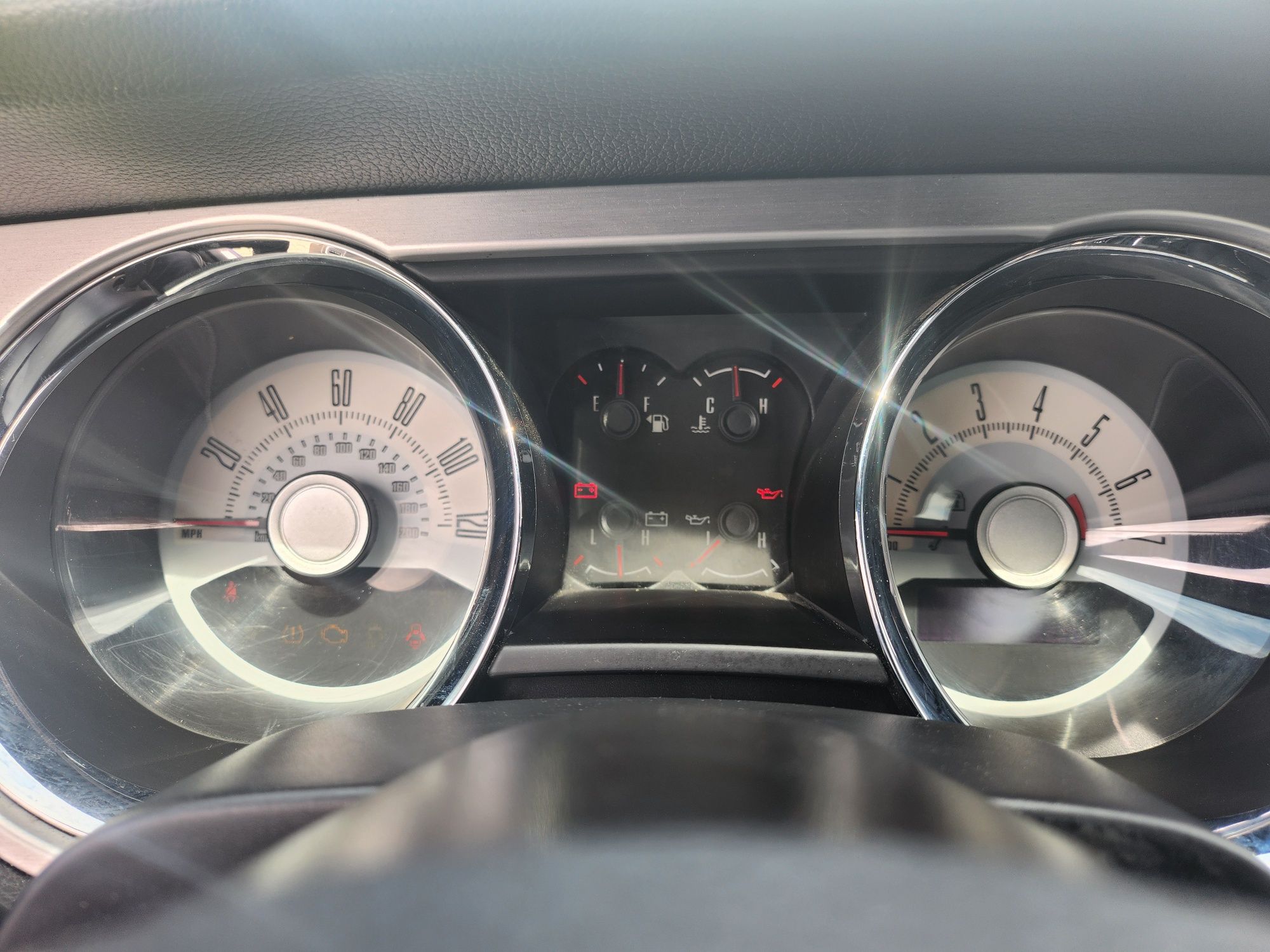 Ford Mustang 2010 4.0 V6 Premium + LPG