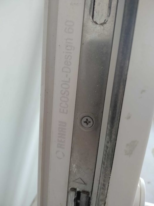 Металопластикове вікно Rehau Ecosol Design 60