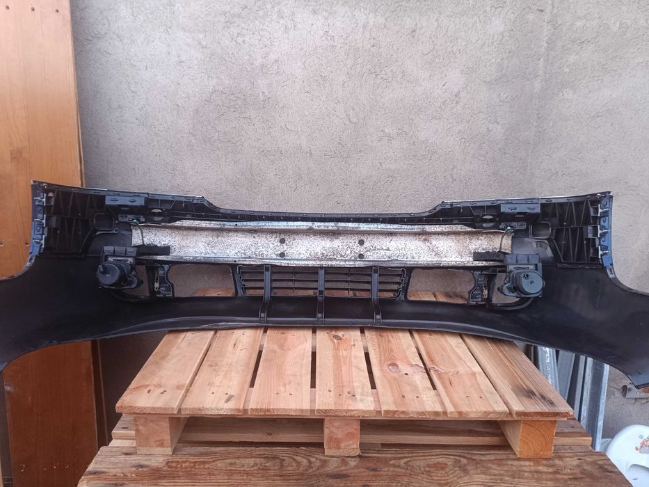 Zderzak przedni AUDI  A6