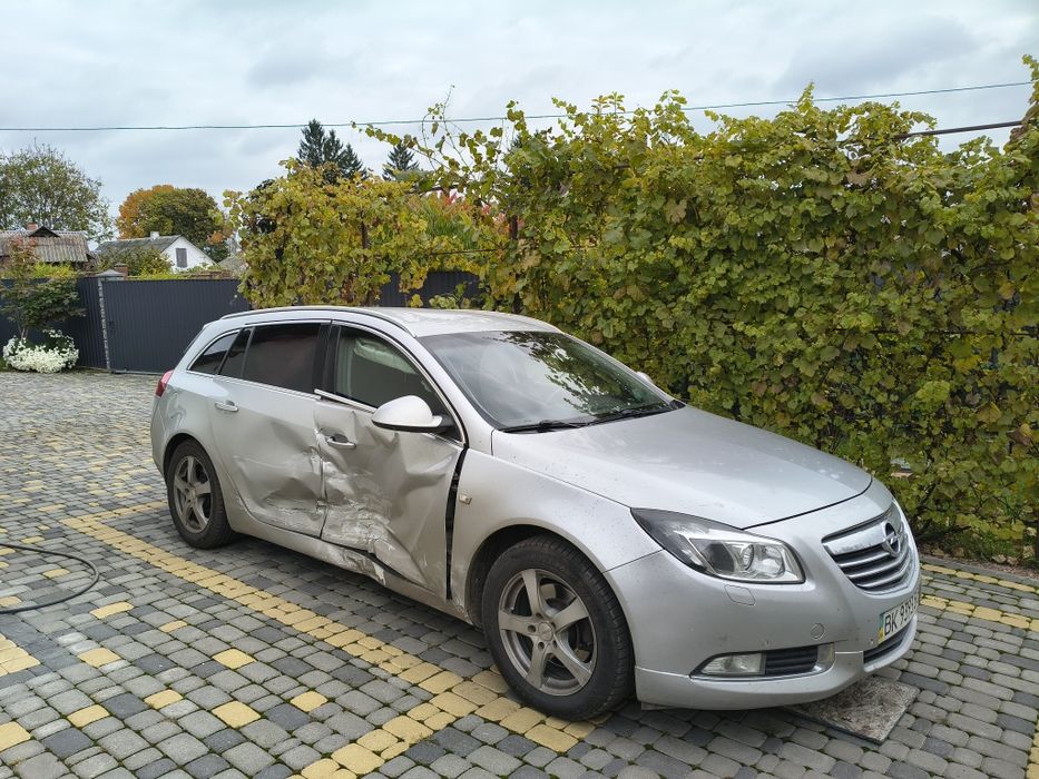 Opel Insignia після ДТП
