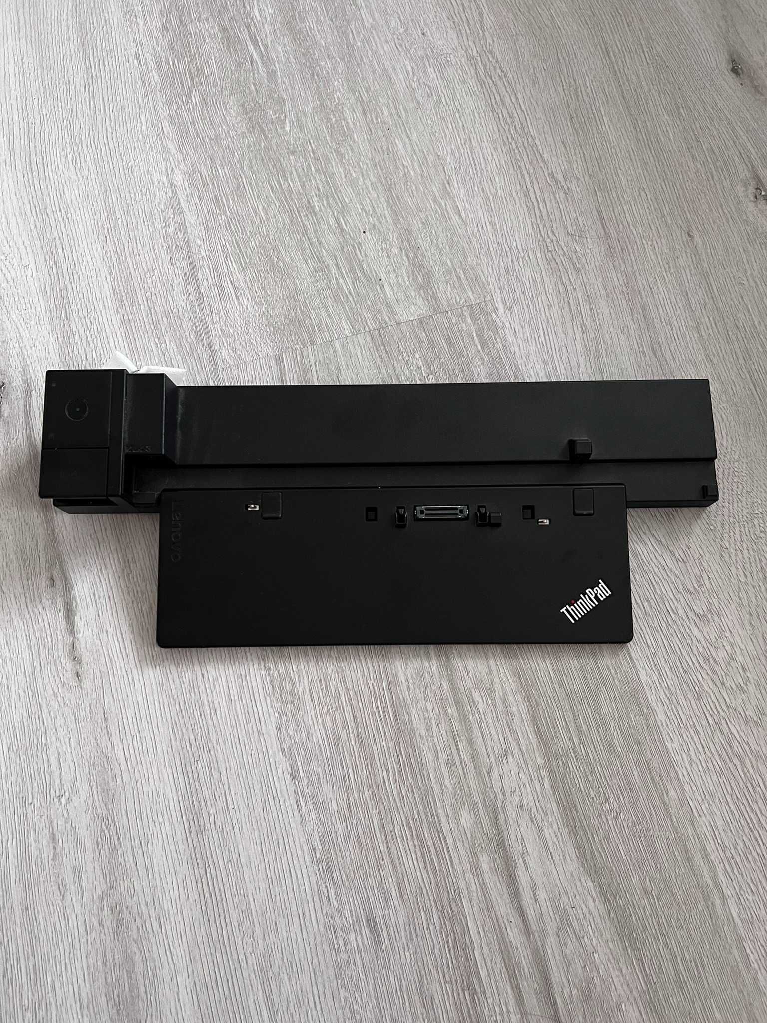 Stacja dokująca ThinkPad typ 40AJ