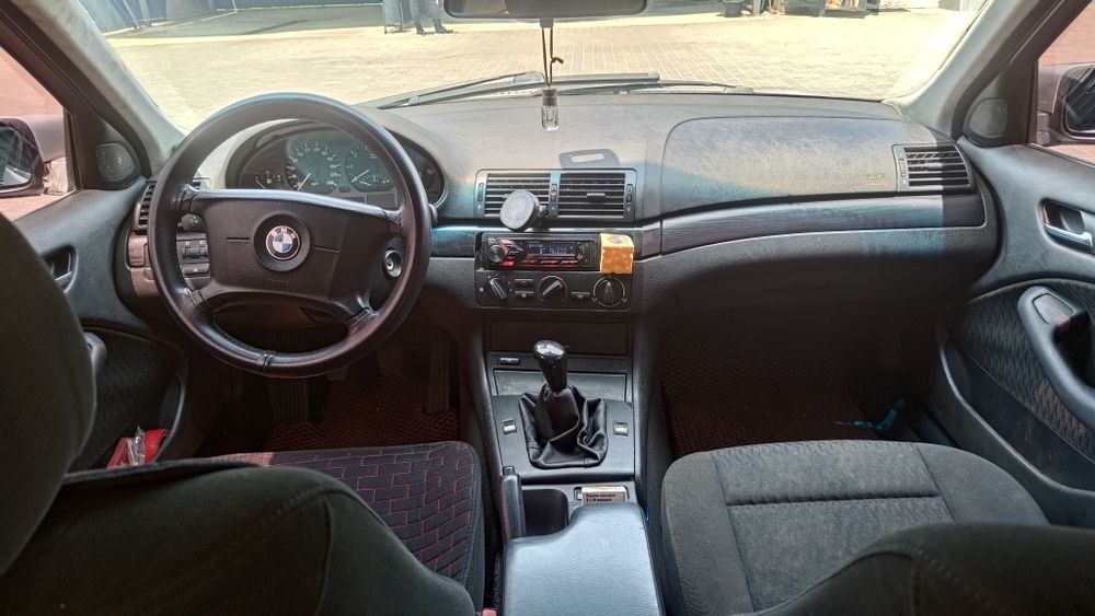 Продам нерозмитку BMW E46 3 series 1.8 i  Turing