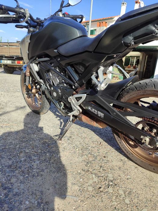 Honda em excelente estado