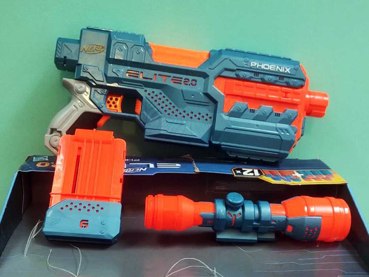 Nerf Elite 2.0 Phoenix CS-6 z celownikiem i 30 strzałkami w zestawie!