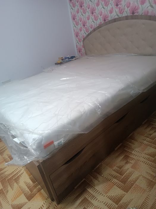 Продам ліжко нове