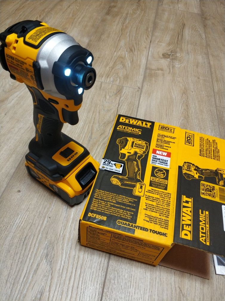 Шуруповерт аккумуляторный ударный бесщеточный DeWALT DCF850 Atomic 20V