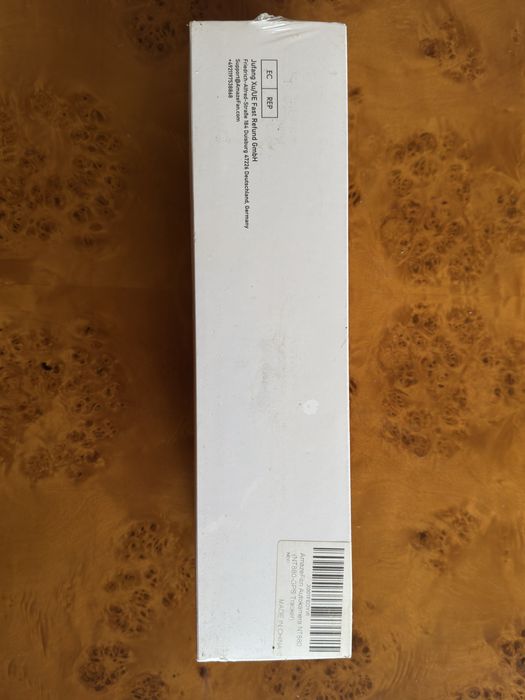 AmazeFan NT880 — зеркальный 2-канальный видеорегистратор