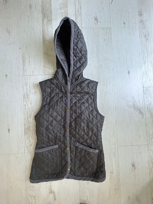 Kamizelka pikowana bezrękawnik khaki kaptur Zara r S 36