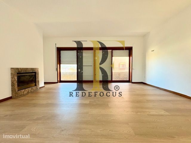 Apartamento T3 com varanda em Esmoriz