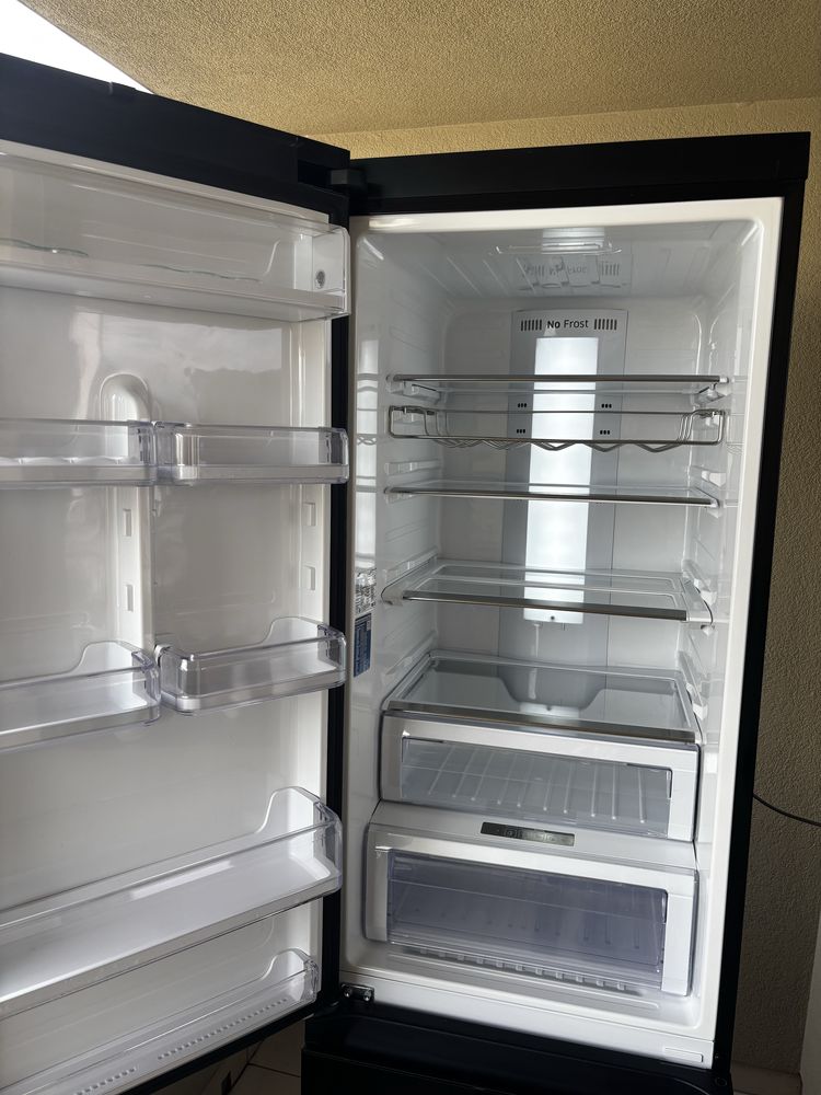 samsung chłodziarko-zamrażarka RL55VTEBG nofrost