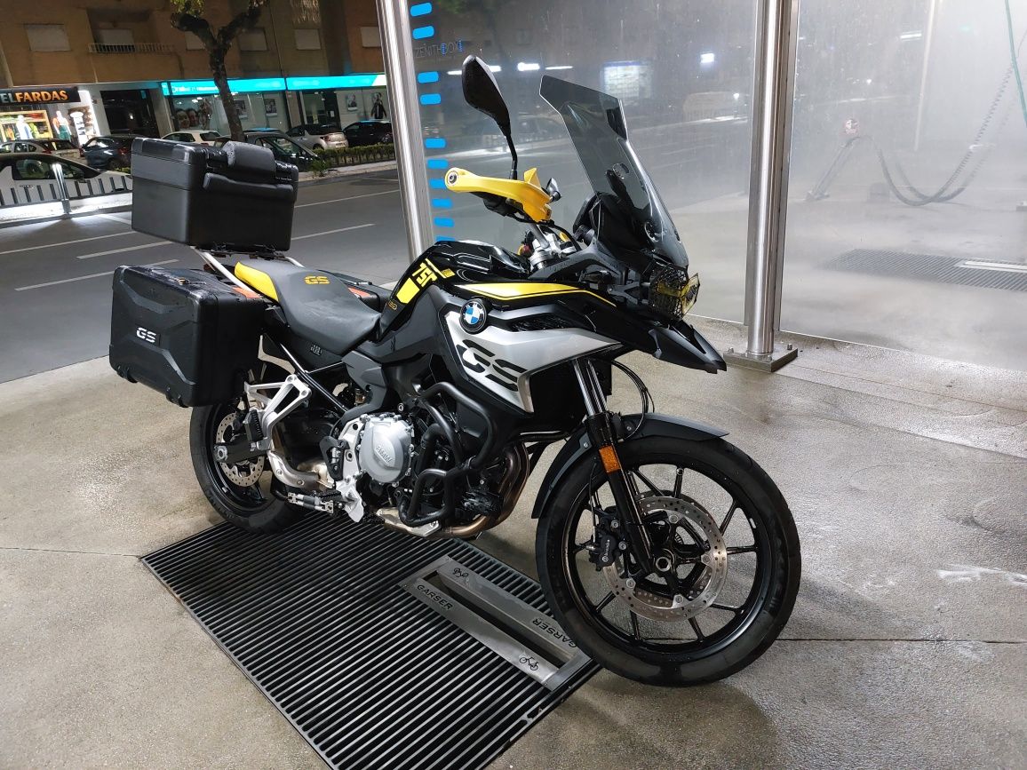 BMW F750 40 ANOS