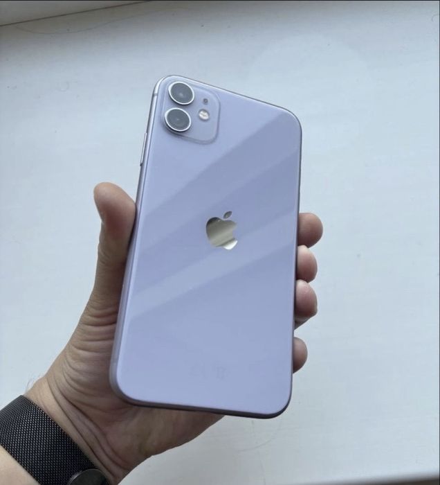 продам 11 айфон 128 гб памяті