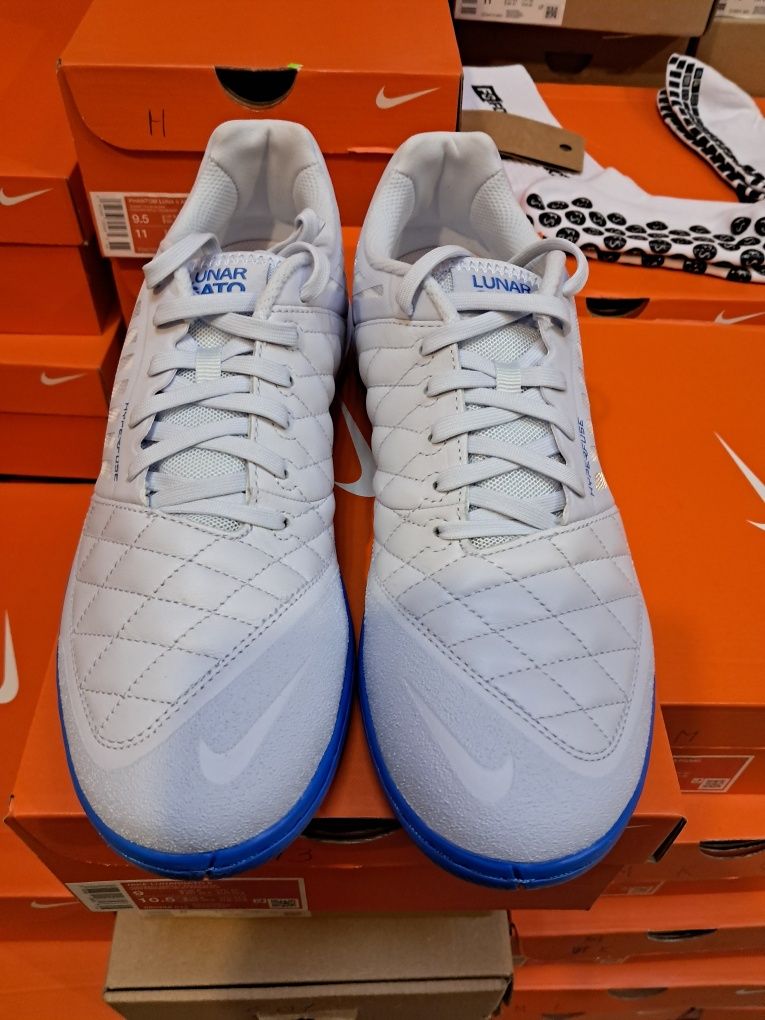 Футзалки Nike Lunar Gato II IC 580456-013 оригінал є всі розміра