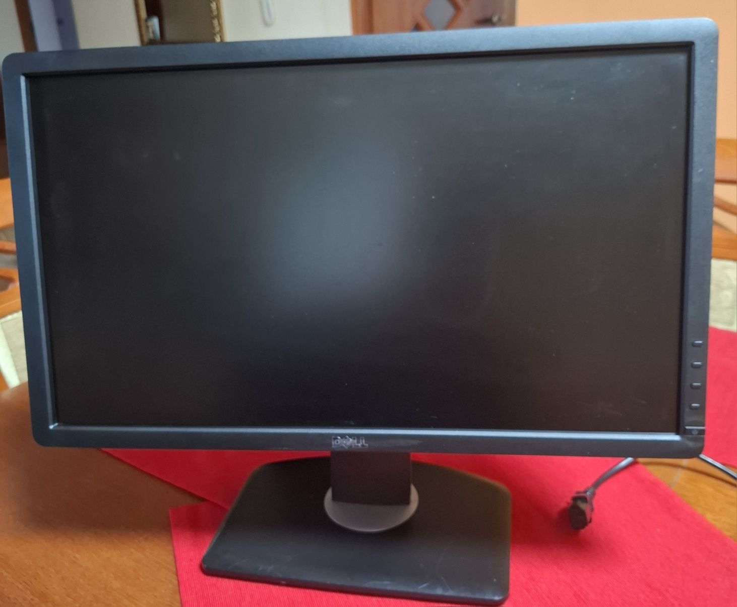 Monitor Dell U2212HMc