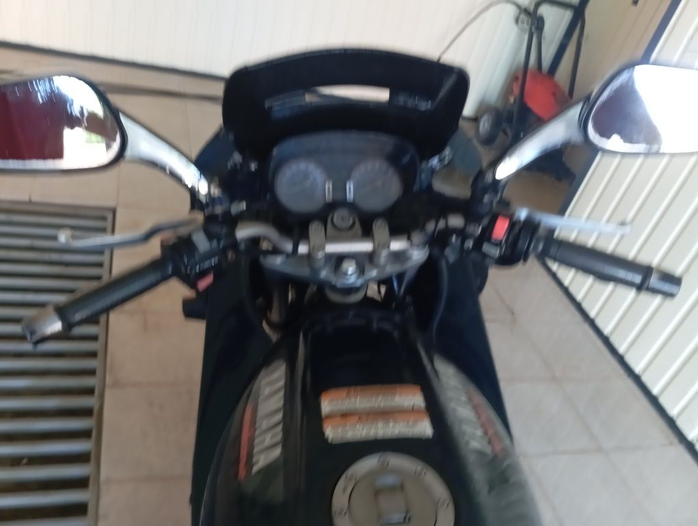 Ямаха Диверсія 600куб