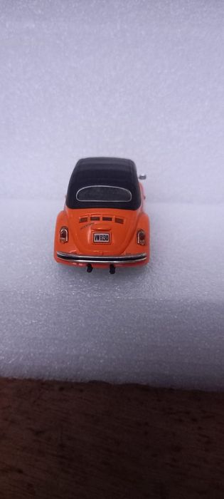 Volkswagem beetle escala 1:43