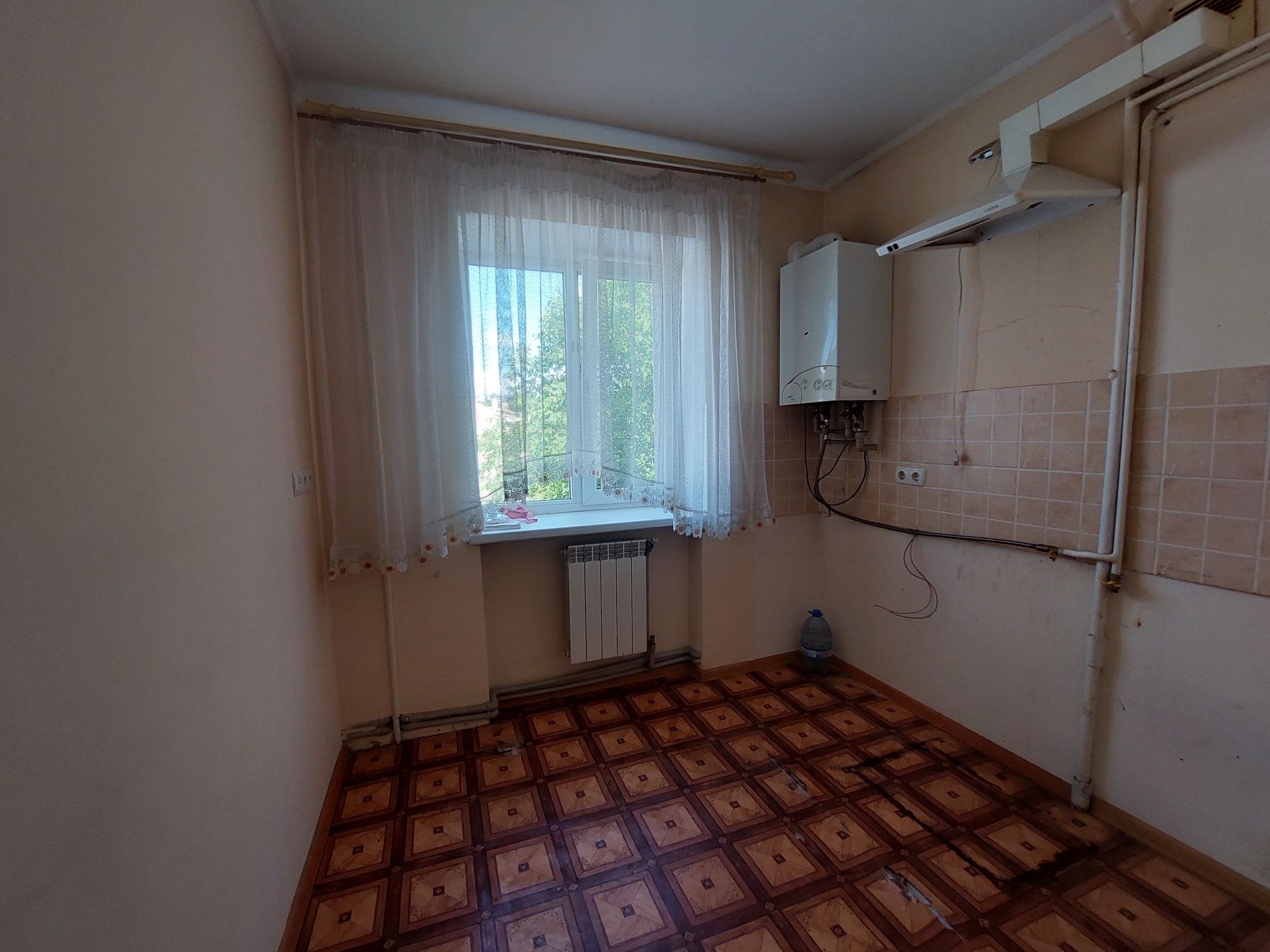 Продаж 2 кімн квартири 43,7м2 пл. Франка м. Борислав
