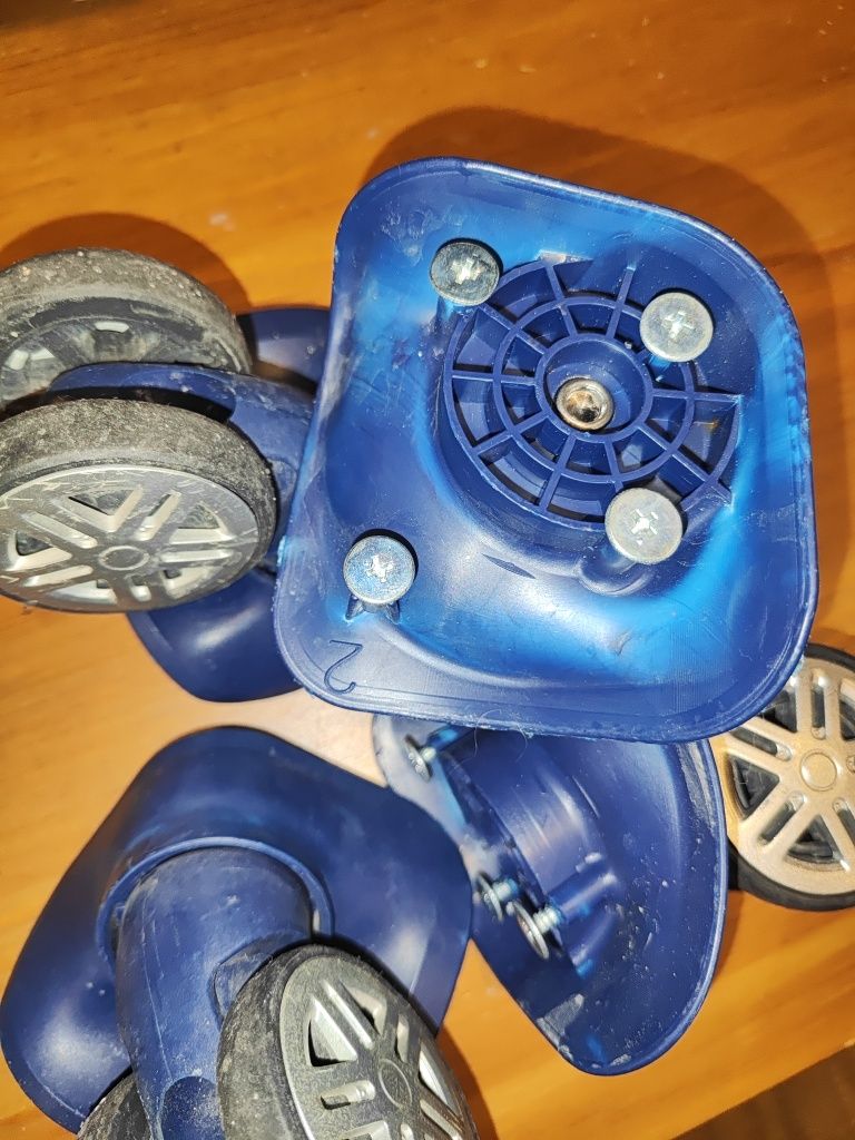 Комплект колес для чемодана