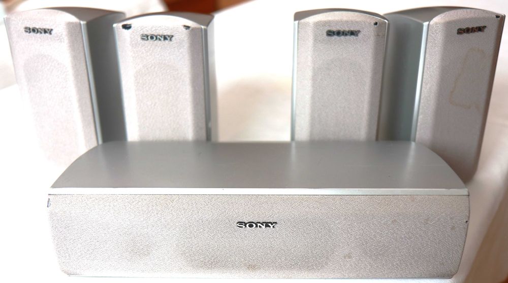 Colunas Sony CN-145 e MS-145 de dolby surround